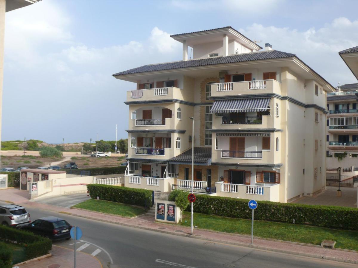 Martas Apartment Ла-Мата Экстерьер фото